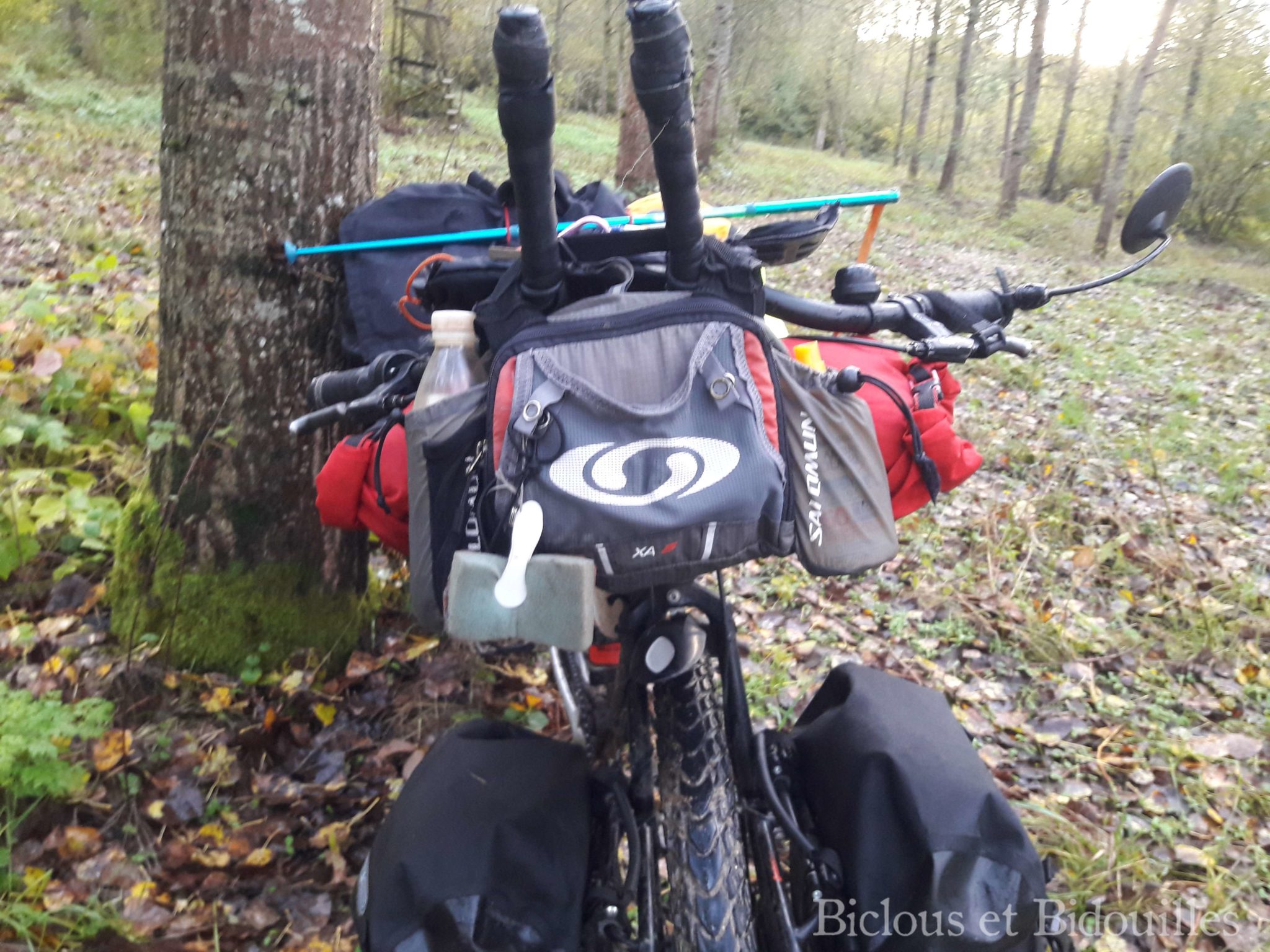 Sacoche de guidon �?? Biclous et bidouilles